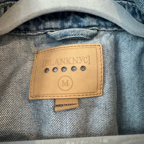 BlankNYC Blue Distressed Button Denim Jacket Coat l M - Picture 6 of 9